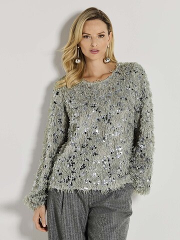 MADELEINE Shirt in Grau: Vorderseite