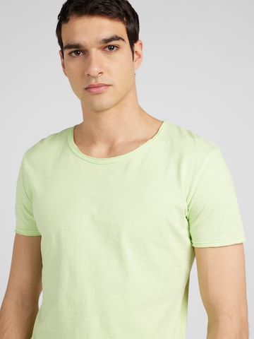 Key Largo T-shirt 'FREEZE' i grön