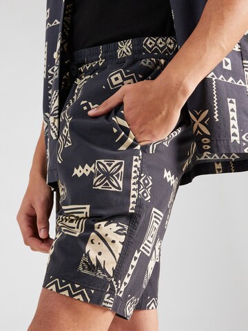 Iriedaily Loosefit Broek 'City Relax' in Zwart