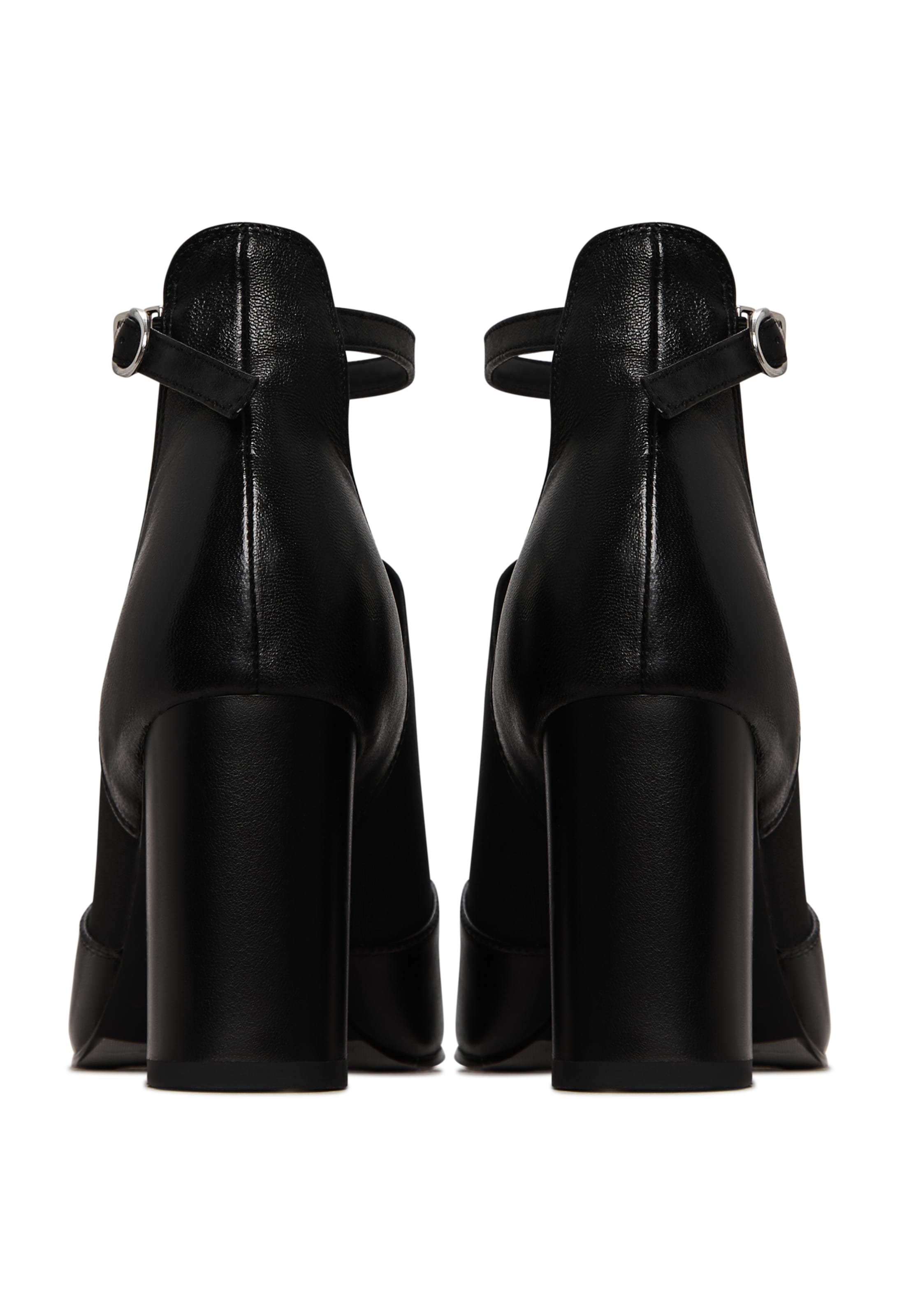 CESARE GASPARI Slingback pumps in Black