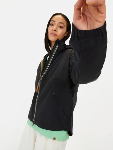 CAMEL ACTIVE Windbreaker aus recyceltem Polyester in Schwarz