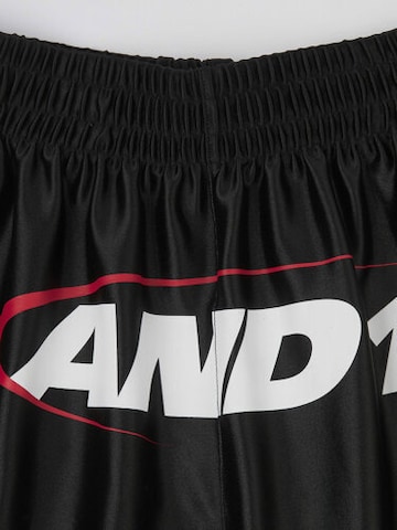 AND1 Regular Shorts in Schwarz