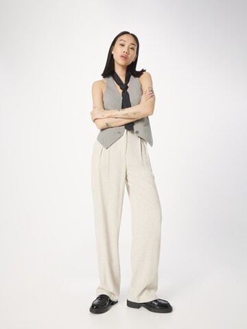 Wide leg Pantaloni cutați 'Lilah' de la WEEKDAY pe alb