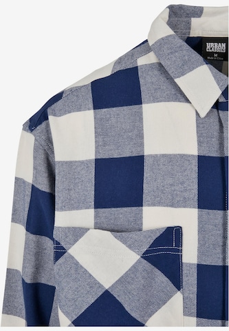 Urban Classics Regular fit Button Up Shirt in Blue