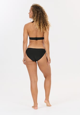 NOU Triangle Bikini top 'Estela' in Black