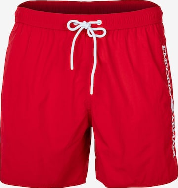 Pantaloncini da bagno di Emporio Armani in rosso: frontale