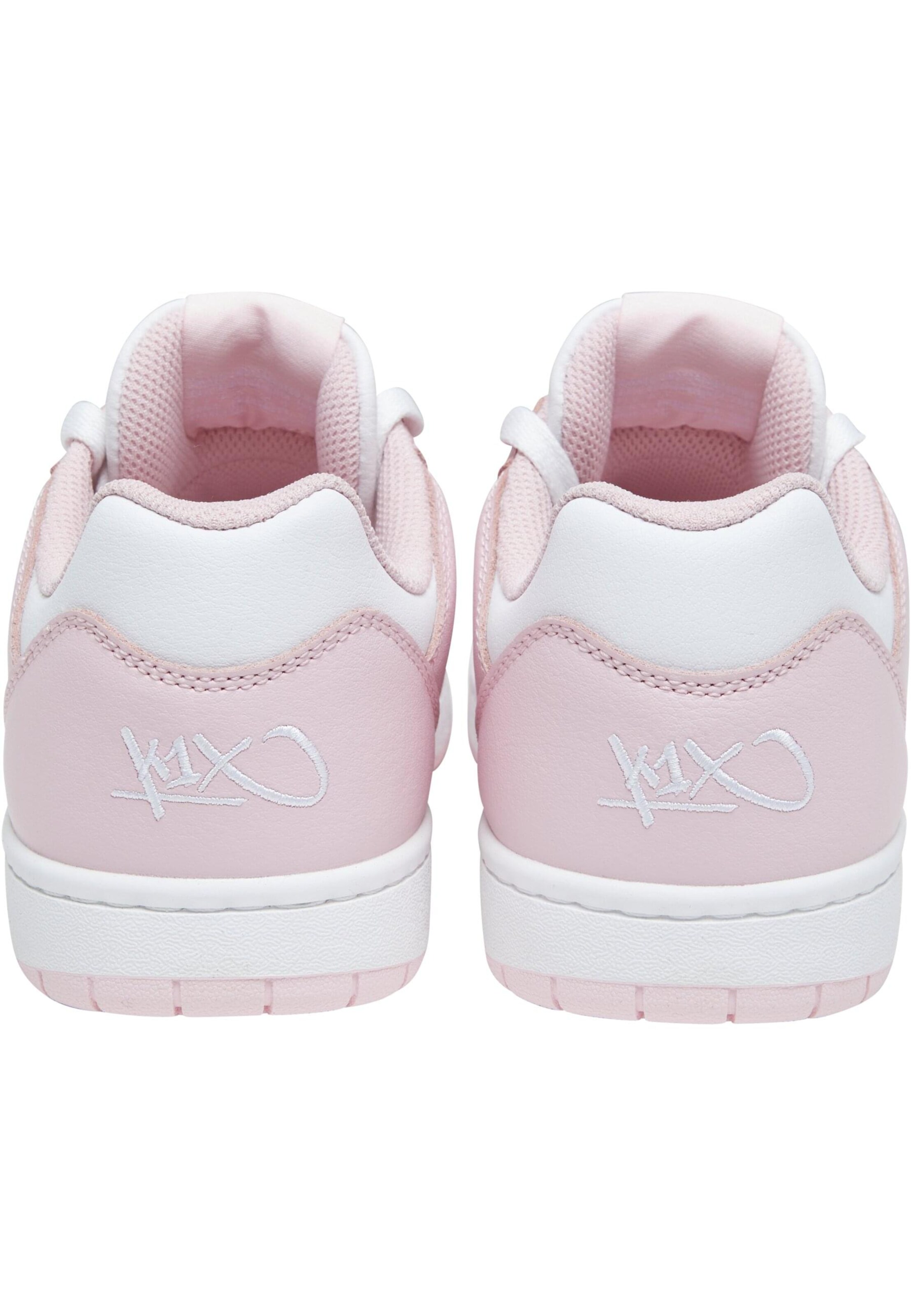 balts K1X Zemie brīvā laika apavi