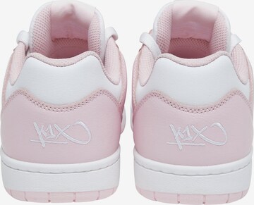K1X Sneakers in White