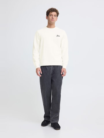 Casual Friday - Pullover ' CFSkovlund ' em branco