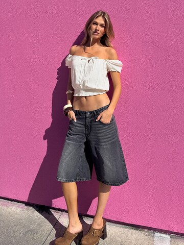 Camicia da donna di Bershka in bianco