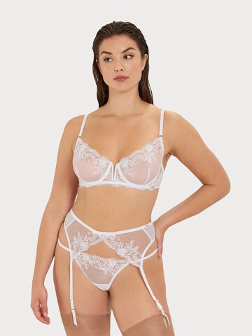 Suport de ștrampi 'Lingerie' de la Bluebella pe alb