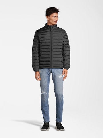 AÉROPOSTALE Jacke in Schwarz