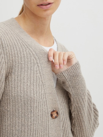 Oxmo Loosefit Strickjacke in Beige