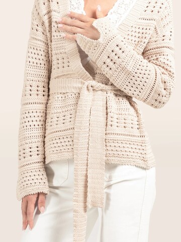 Odd Molly Gebreid vest ' Tie Me ' in Beige