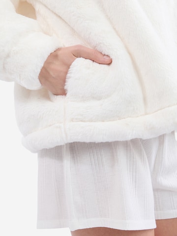 Camicia da notte di ETAM in beige