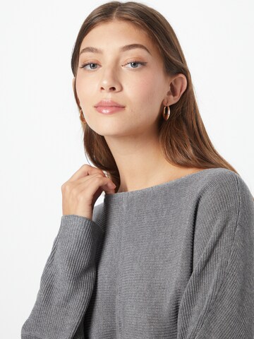 Pull-over ESPRIT en gris