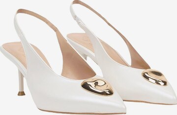Desa - Zapatos con plataforma 'Pumps' en blanco: frente