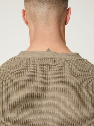 DAN FOX APPAREL Sweater 'Bilal' in Brown