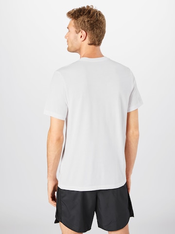 NIKE Regular fit Funkcionalna majica | bela barva