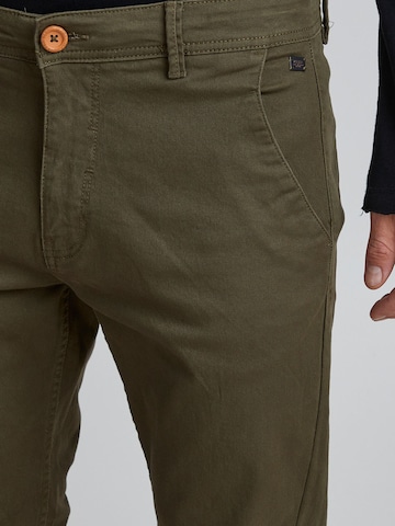 Coupe slim Pantalon chino 'Natan' BLEND en vert