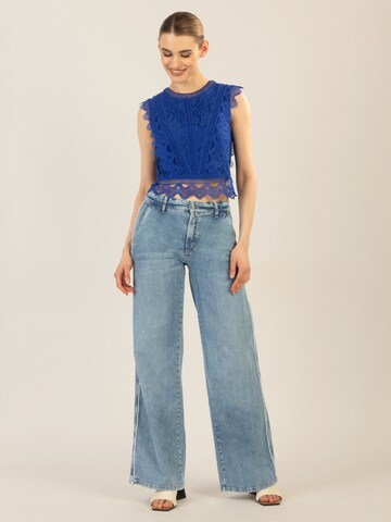 APART Top in Blau