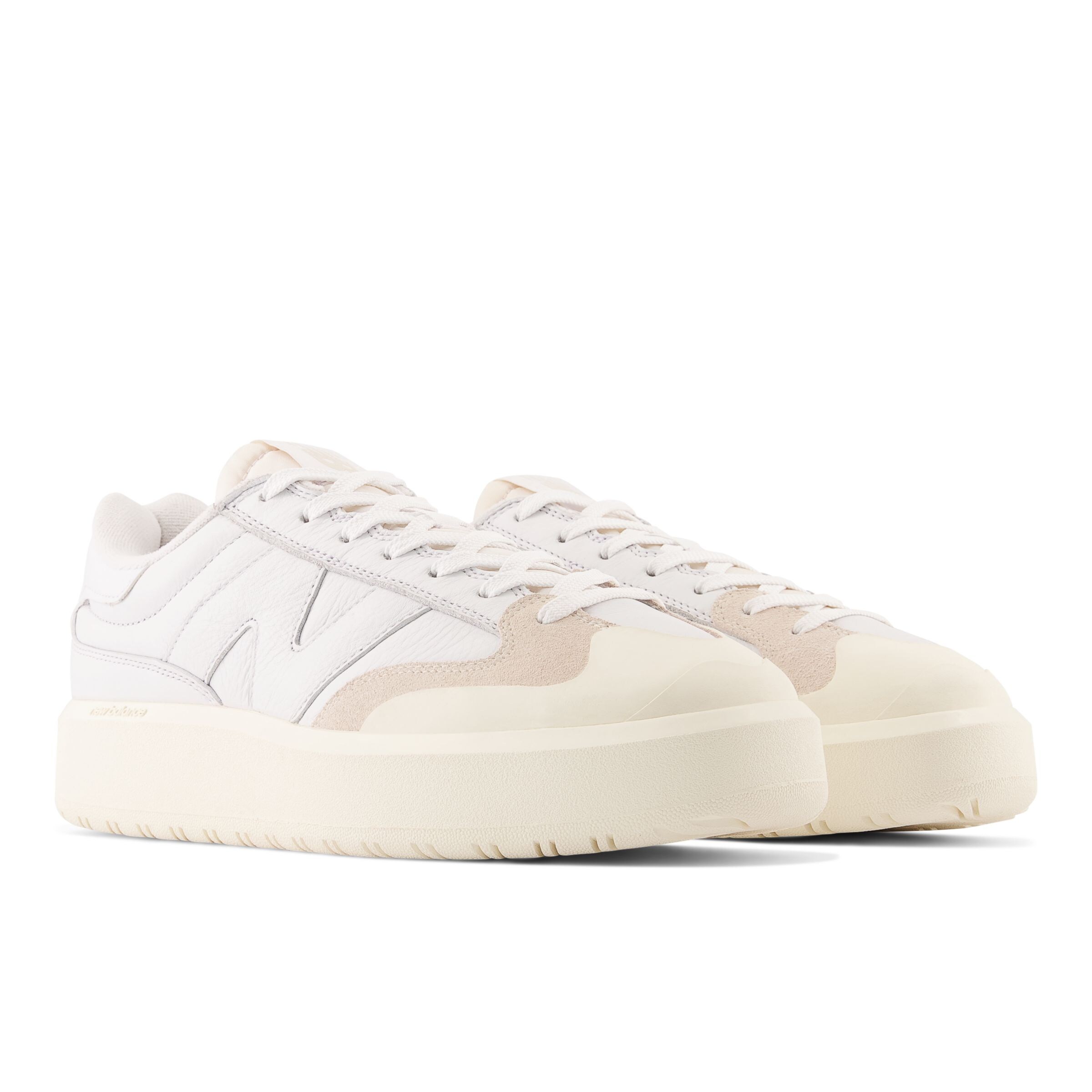 Baskets basses 'CT302' new balance en blanc