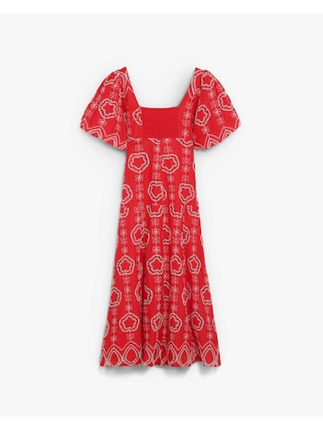 Rochie ' ' de la Scalpers pe roșu