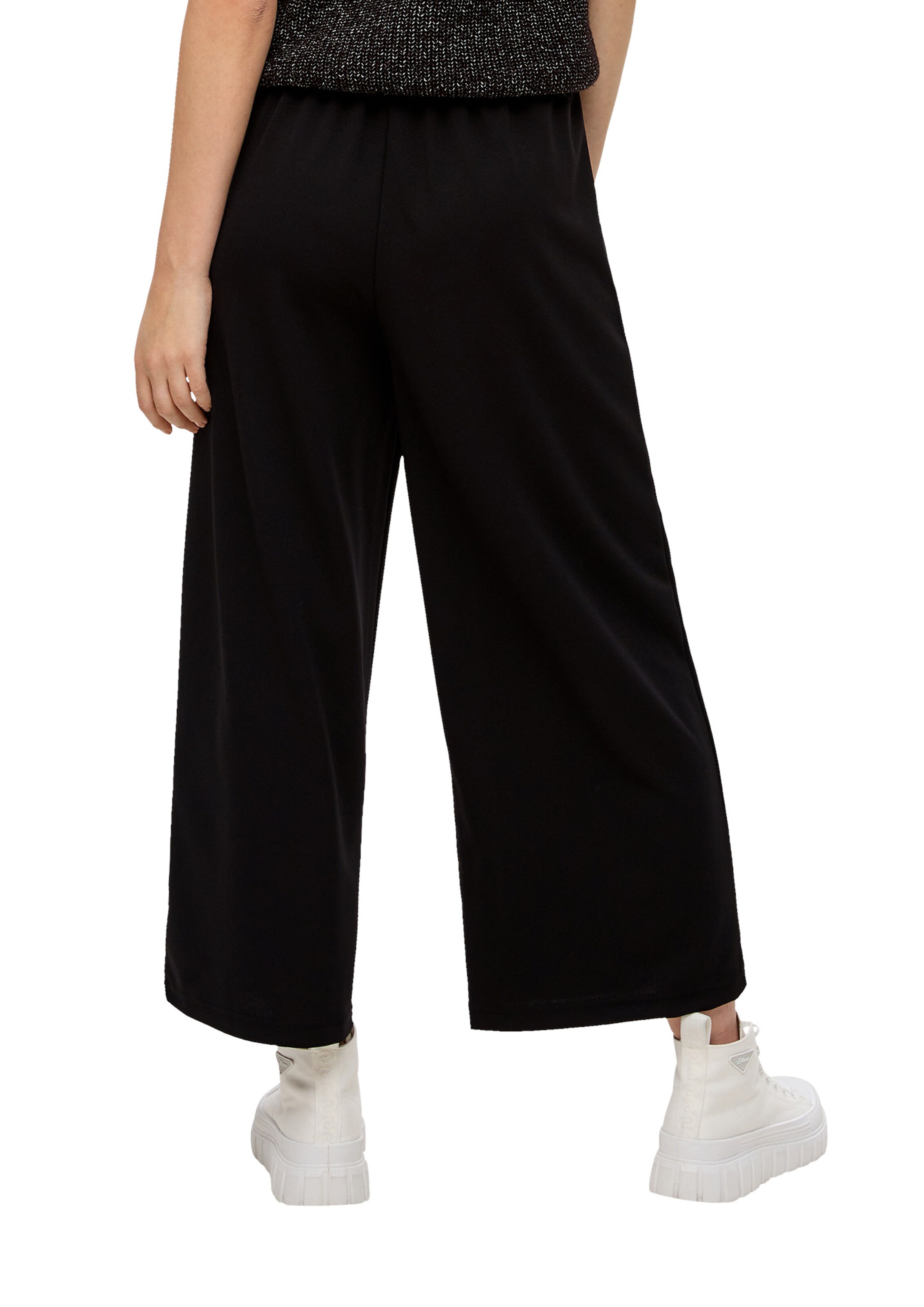 QS Wide leg Bandplooibroek in Zwart