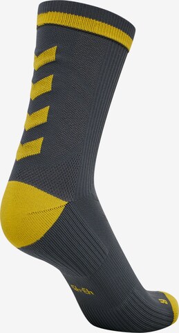 Chaussettes de sport Hummel en jaune