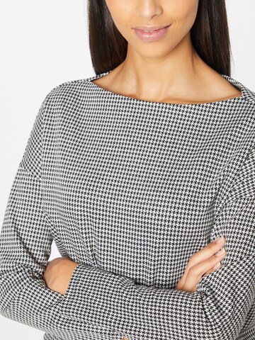 UNITED COLORS OF BENETTON Sweater in Grey