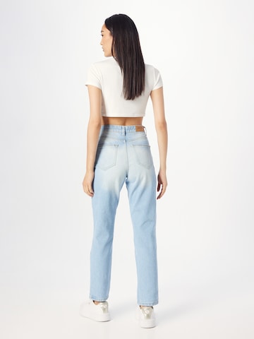 Tapered Jeans de la Nasty Gal pe albastru