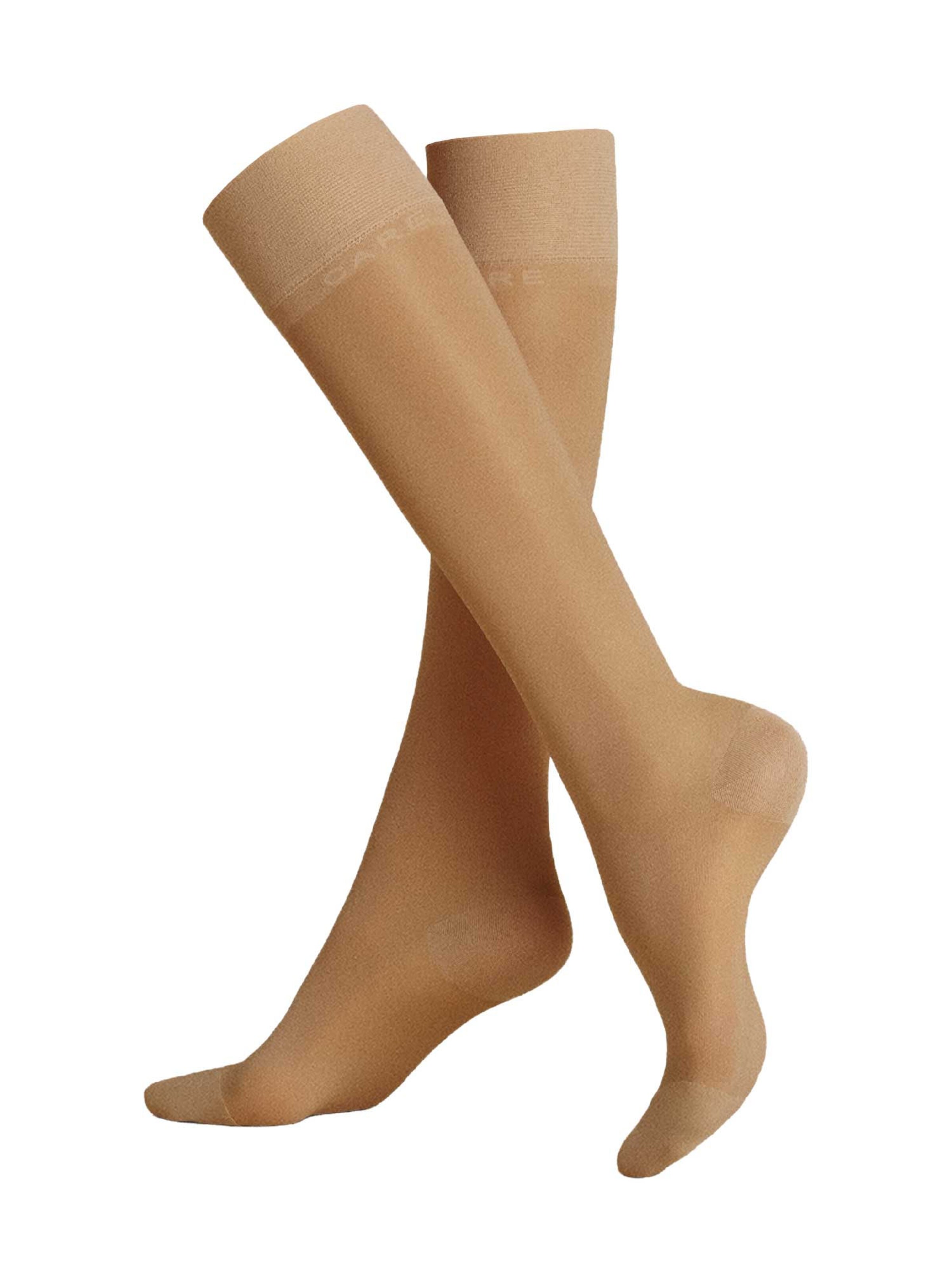 Chaussettes montantes 'Fly&Care® 40' KUNERT en beige : devant