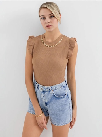 Bigdart - Camisa em castanho: frente