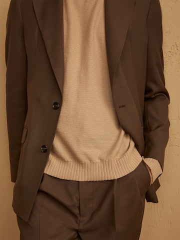 regular Pantaloni con piega frontale 'Matteo' di Guido Maria Kretschmer Men in marrone