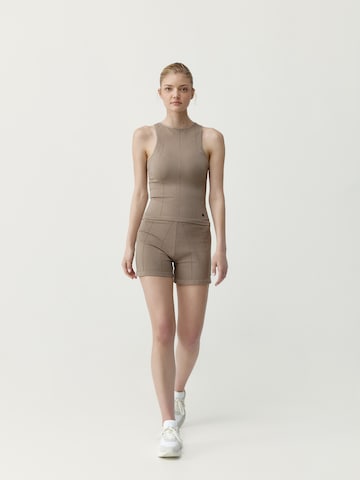 Born Sports top 'Ares' in Grey