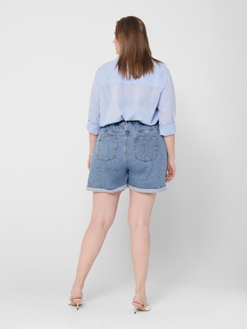 ONLY Carmakoma Regular Shorts in Blau