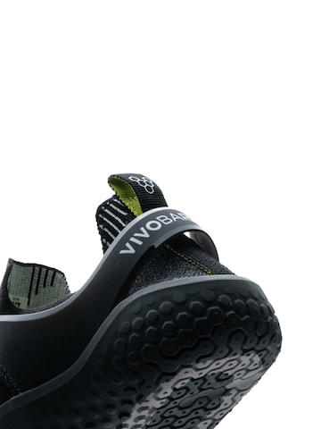 Vivo Barefoot Ulkoilukengät 'MOTUS STRENGTH MENS' värissä musta