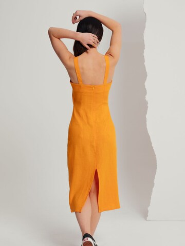 A LOT LESS - Vestido 'Heidi' em laranja