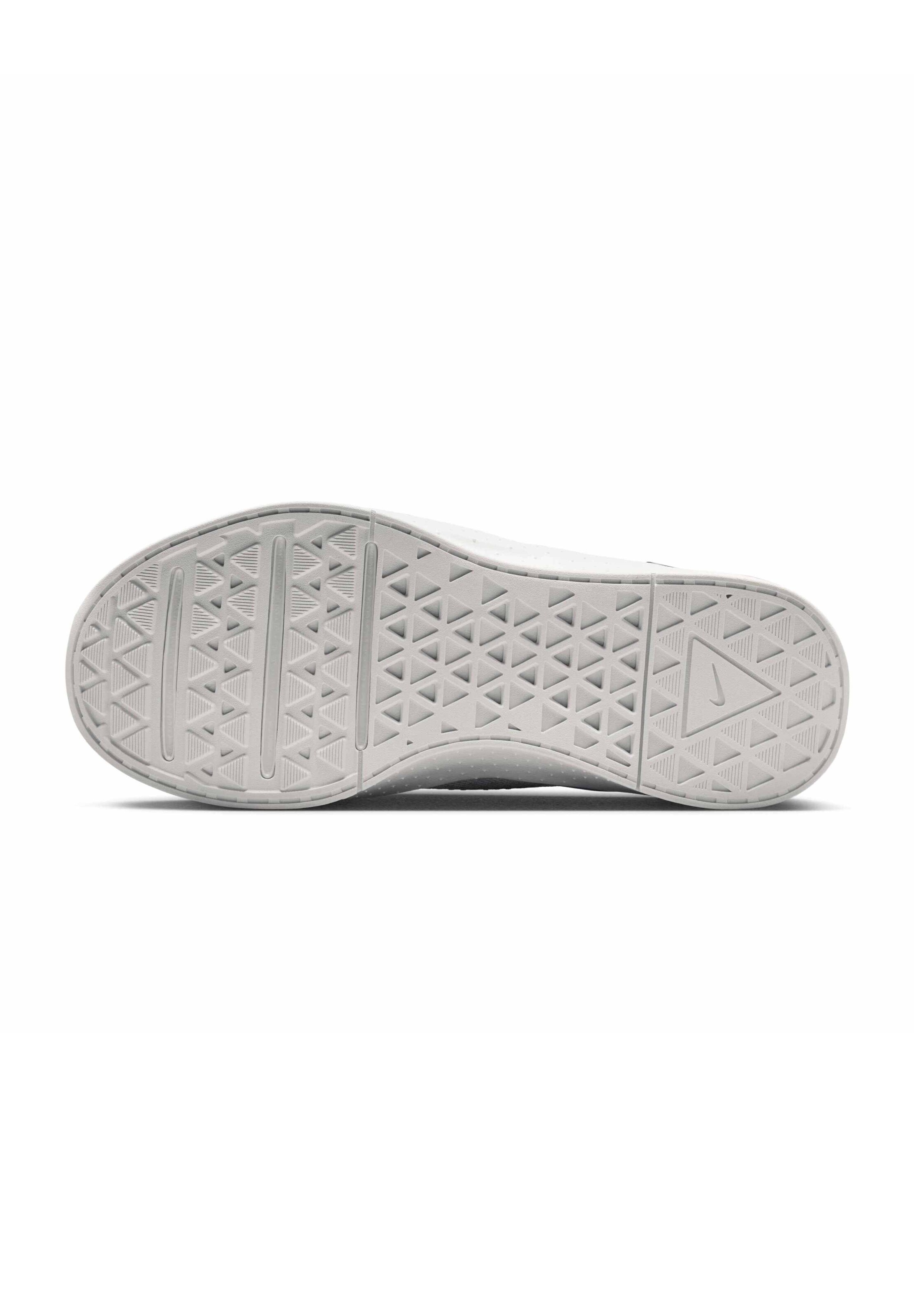 Chaussure de sport 'MC Trainer 4' NIKE en bleu
