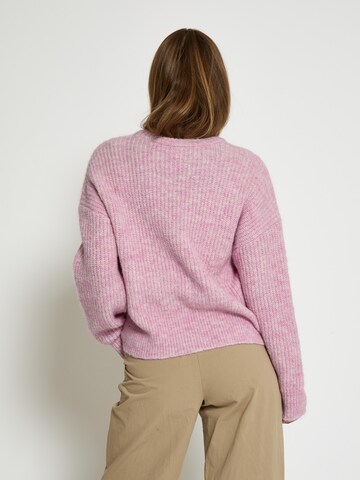 Pullover 'Jessa' di Peppercorn in rosa