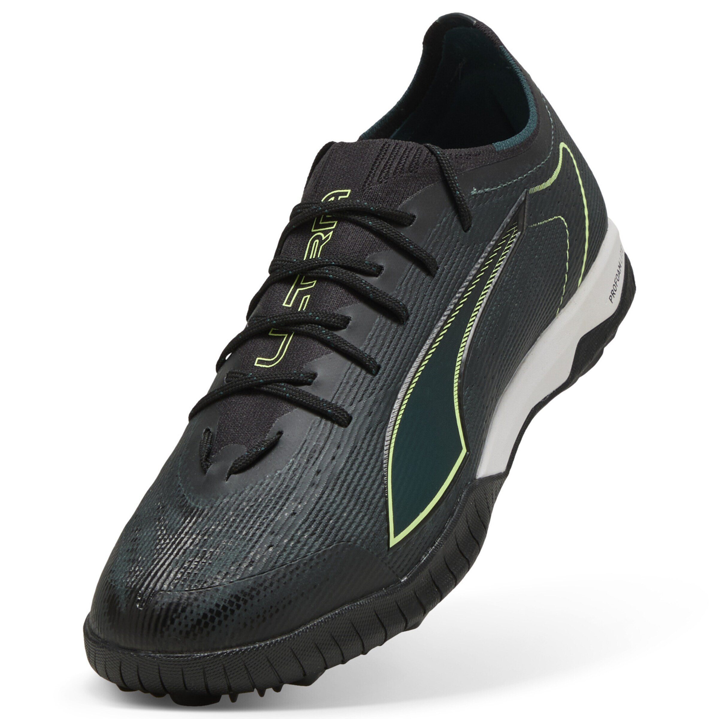 PUMA Soccer shoe 'Ultra 6 Pro Cage' in Black