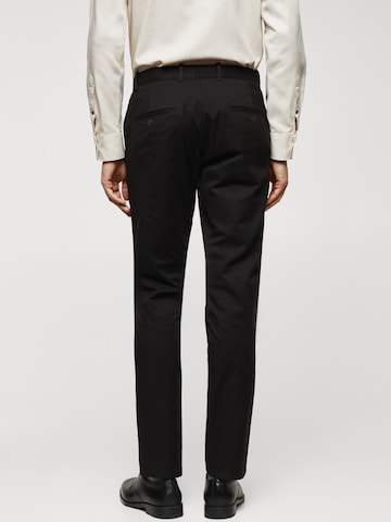 Coupe slim Pantalon 'Barna' MANGO MAN en noir