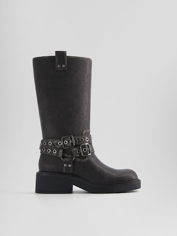 Bershka Stiefel in Schwarz