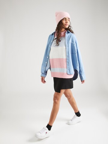 Tommy Jeans Oversized Sweater in Pink