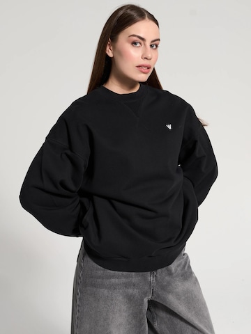NOWIHT Sweatshirt 'Linnea' in Black