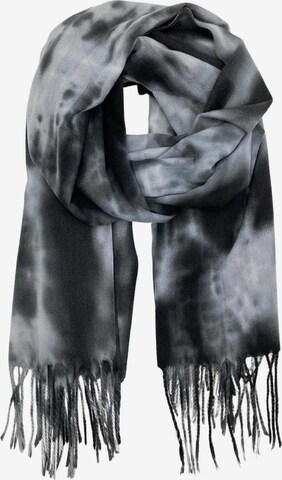 Leslii Scarf in Black: front