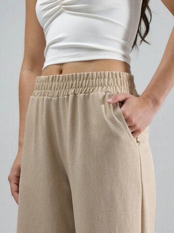 Hiccup Loose fit Trousers in Beige