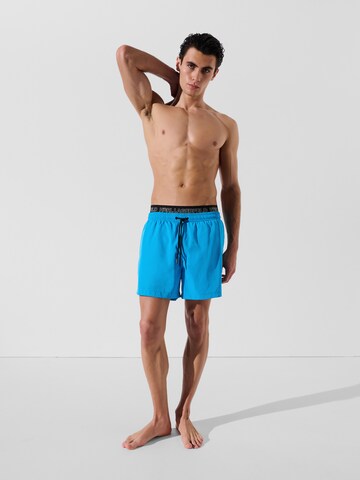 Pantaloncini da bagno 'Ikon' di Karl Lagerfeld in blu