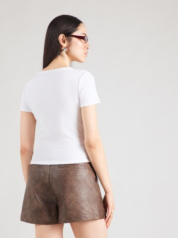 ONLY Μπλουζάκι 'ONLELVA JUNE' σε λευκό