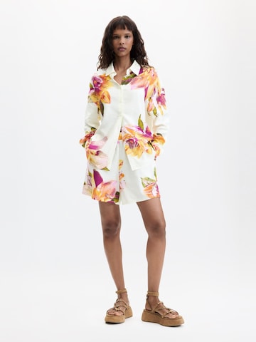 Desigual - Blusa en blanco